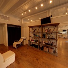 Salon Interior 8